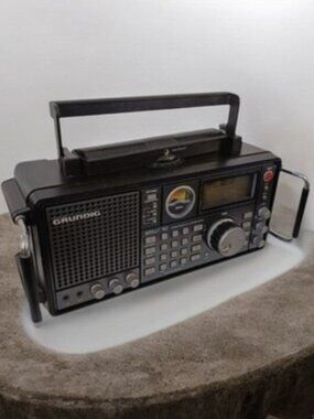 📻 Grundig Satellit 750 Professional World Band Radio 📻